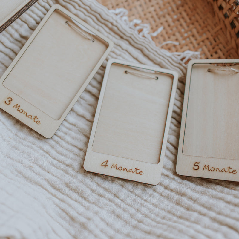 12 months photo frames